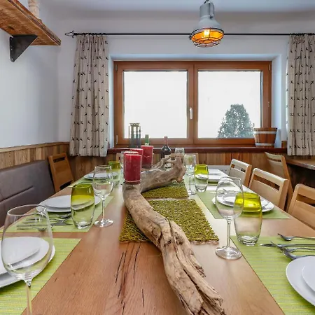 Modern Holiday In Salzburg With Swimming Pool Tatil Evi